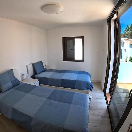 Parque Santiago I - 2 Bedroom - 1 Bathroom - Open Plan Living - Kitchen Area - Extra Large Balcony - First Floor Apartment Playa de las Americas  Bagian luar foto