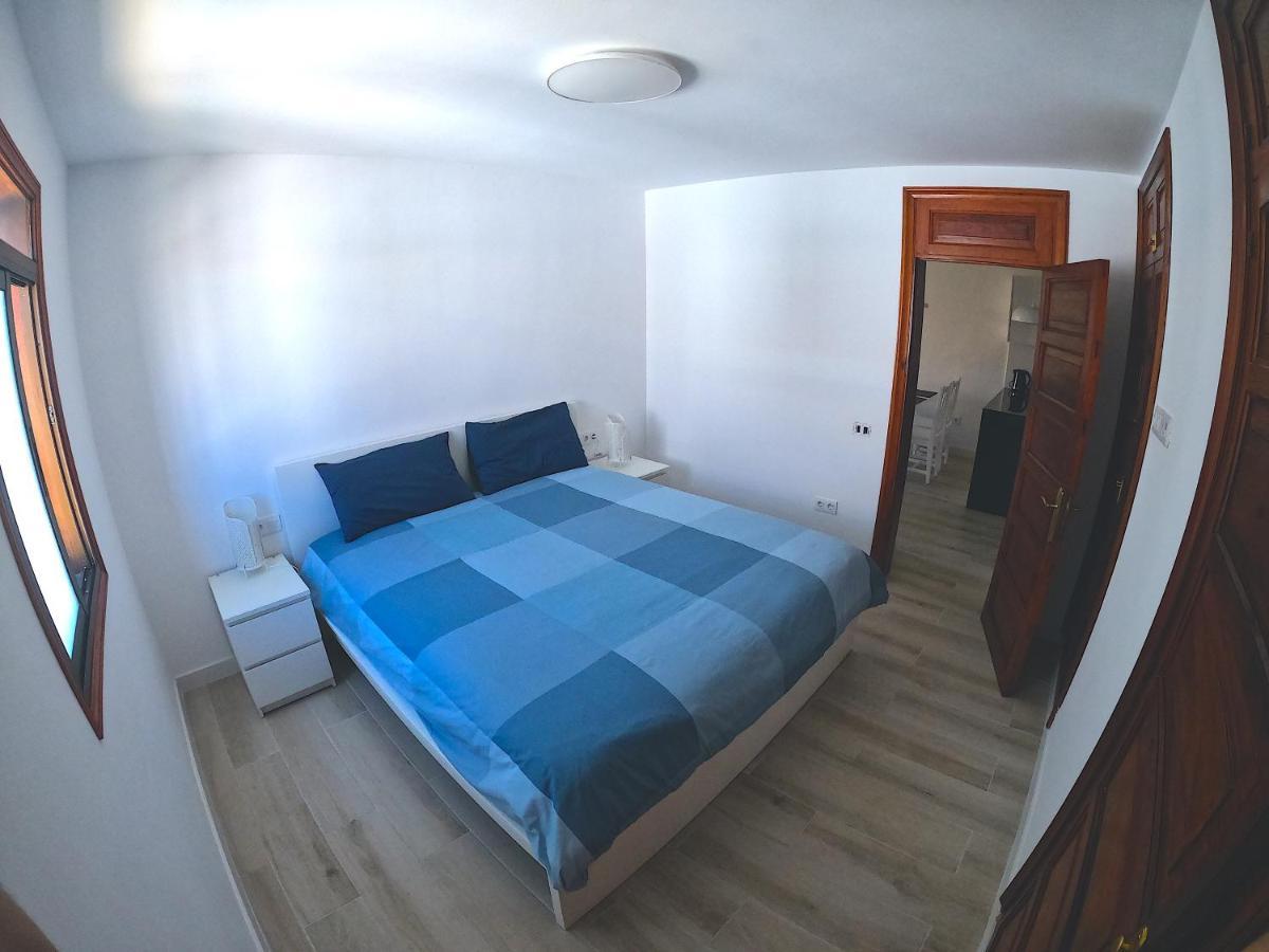 Parque Santiago I - 2 Bedroom - 1 Bathroom - Open Plan Living - Kitchen Area - Extra Large Balcony - First Floor Apartment Playa de las Americas  Bagian luar foto