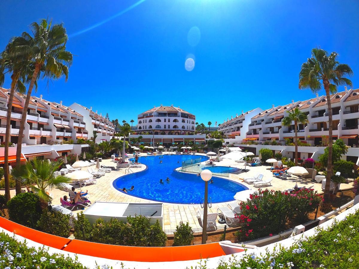 Parque Santiago I - 2 Bedroom - 1 Bathroom - Open Plan Living - Kitchen Area - Extra Large Balcony - First Floor Apartment Playa de las Americas  Bagian luar foto